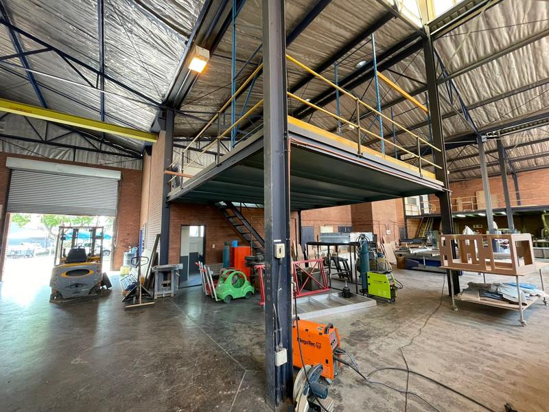 To Let commercial Property for Rent in Rooihuiskraal Gauteng