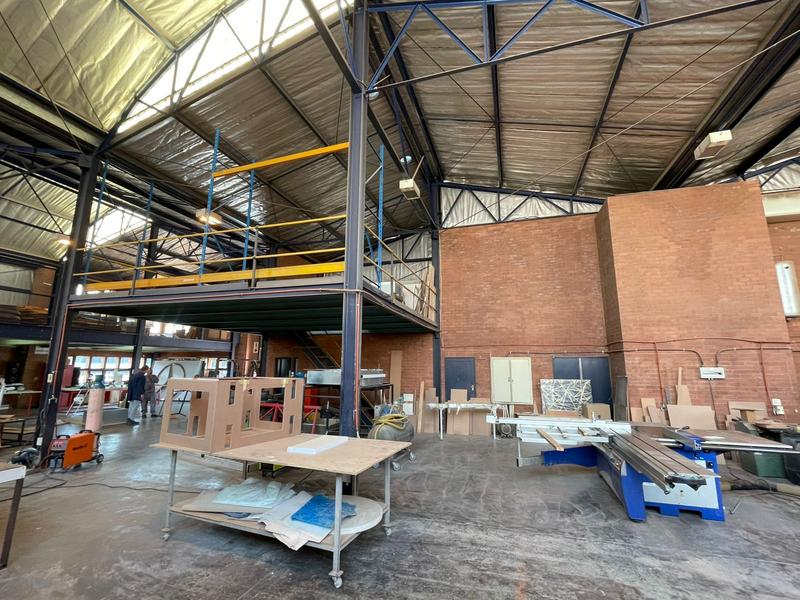 To Let commercial Property for Rent in Rooihuiskraal Gauteng