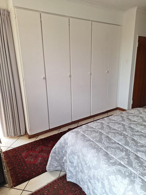 1 Bedroom Property for Sale in Zwartkop Gauteng
