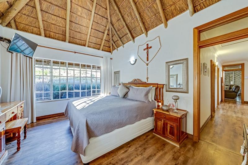 4 Bedroom Property for Sale in Roodekrans Gauteng