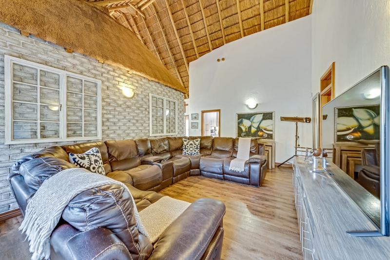 4 Bedroom Property for Sale in Roodekrans Gauteng