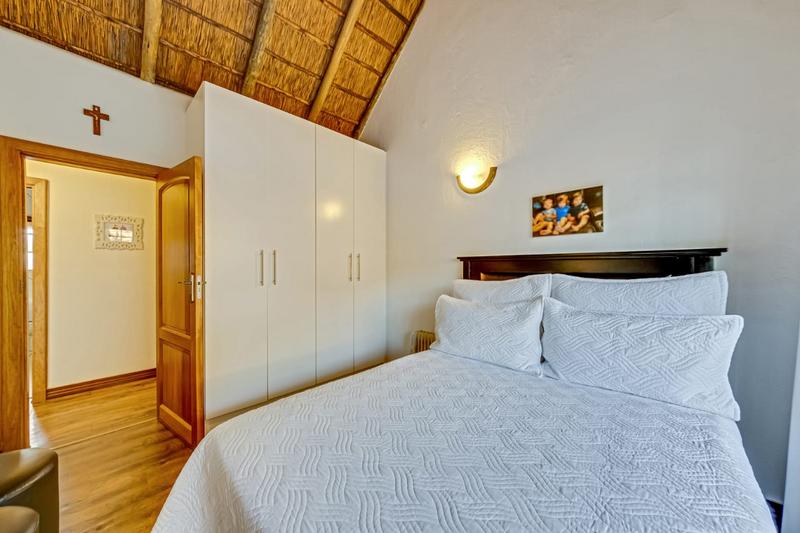 4 Bedroom Property for Sale in Roodekrans Gauteng
