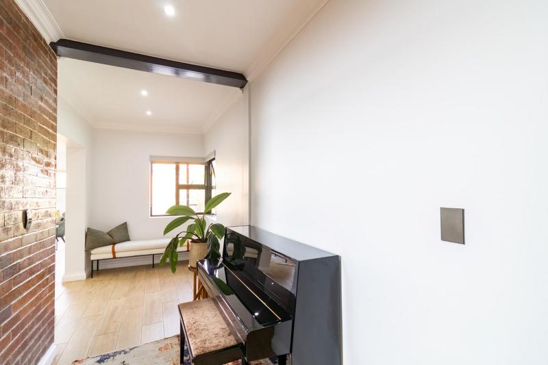 5 Bedroom Property for Sale in Midstream Estate Gauteng