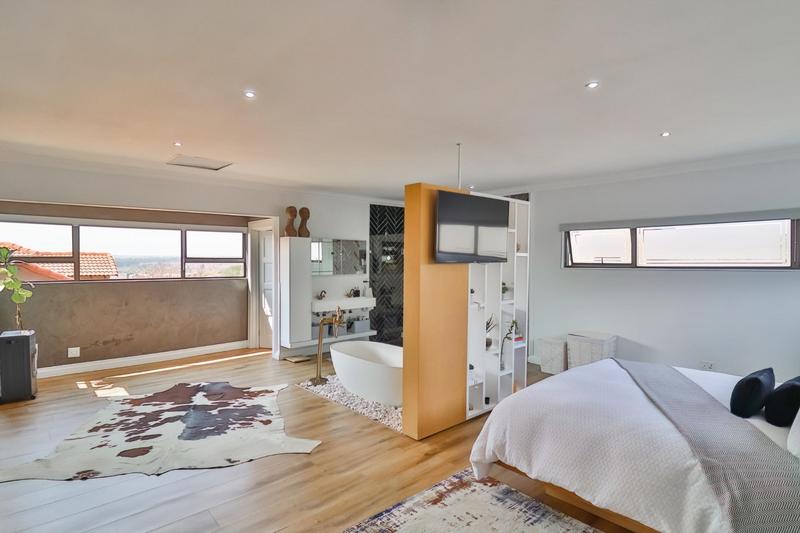 5 Bedroom Property for Sale in Midstream Estate Gauteng