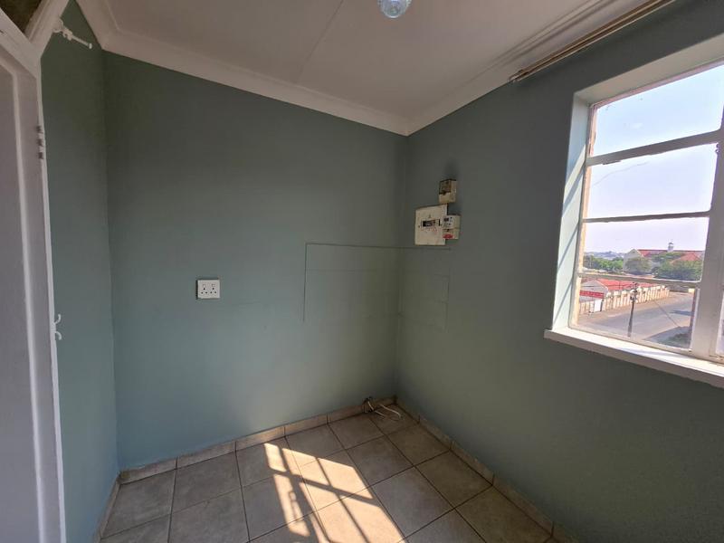 To Let 1 Bedroom Property for Rent in Jeppestown Gauteng