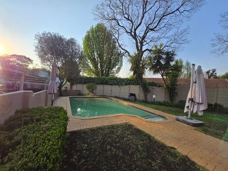 To Let 1 Bedroom Property for Rent in Parktown North Gauteng