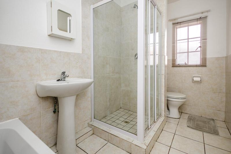 2 Bedroom Property for Sale in Comet Gauteng