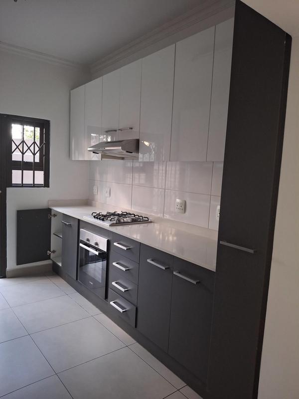 To Let 4 Bedroom Property for Rent in Greenside Gauteng