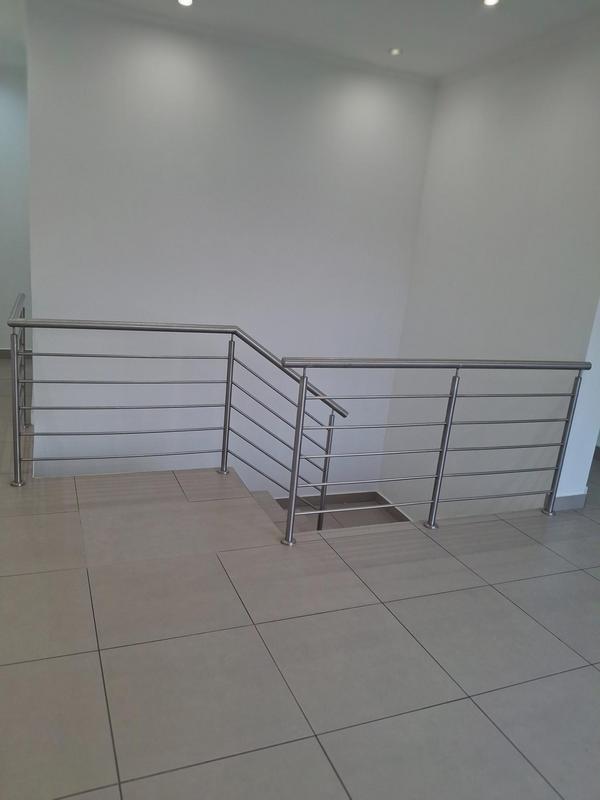To Let 4 Bedroom Property for Rent in Greenside Gauteng