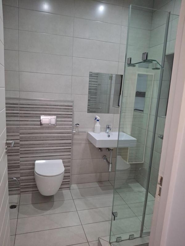 To Let 4 Bedroom Property for Rent in Greenside Gauteng