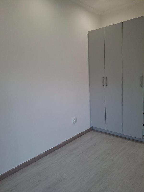 To Let 4 Bedroom Property for Rent in Greenside Gauteng
