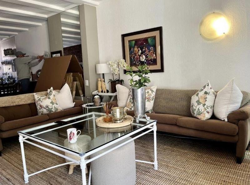 2 Bedroom Property for Sale in Linmeyer Gauteng