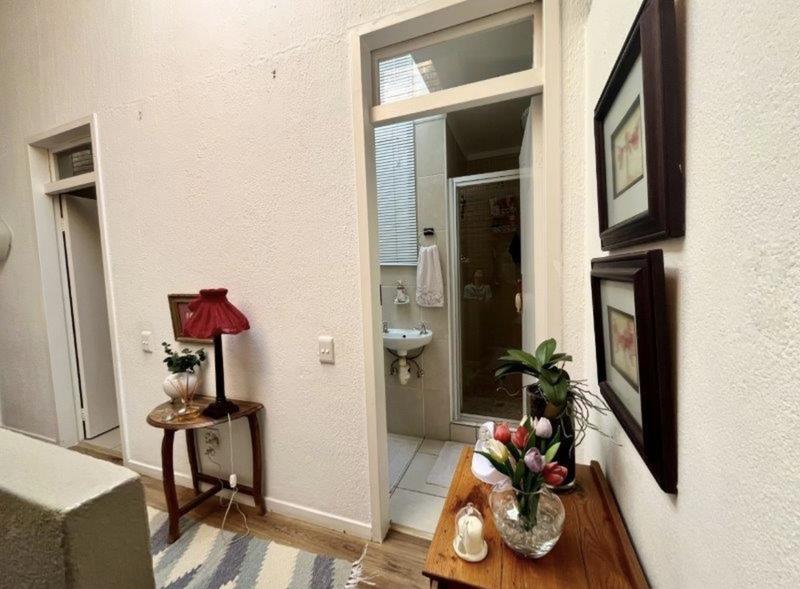2 Bedroom Property for Sale in Linmeyer Gauteng
