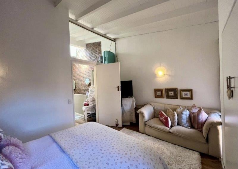 2 Bedroom Property for Sale in Linmeyer Gauteng