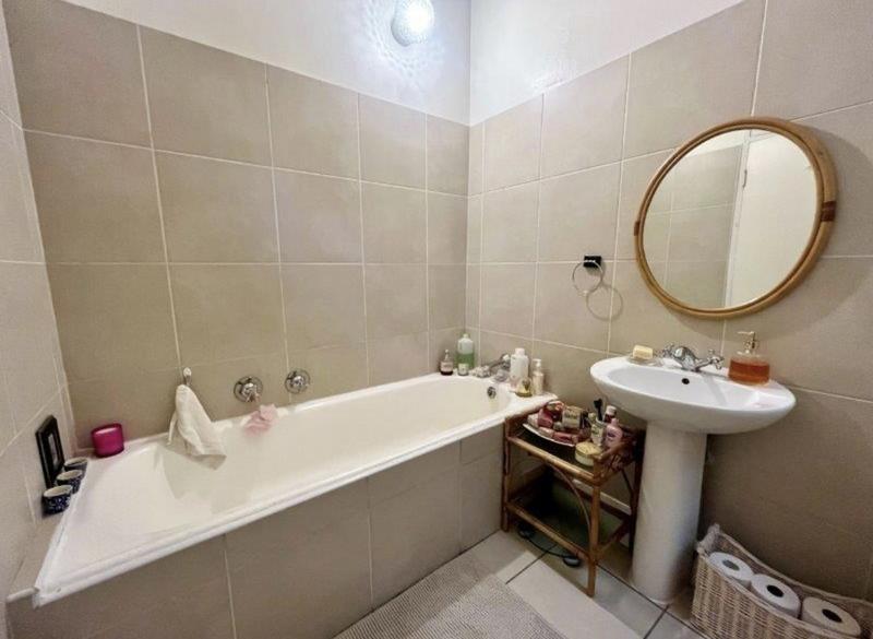 2 Bedroom Property for Sale in Linmeyer Gauteng