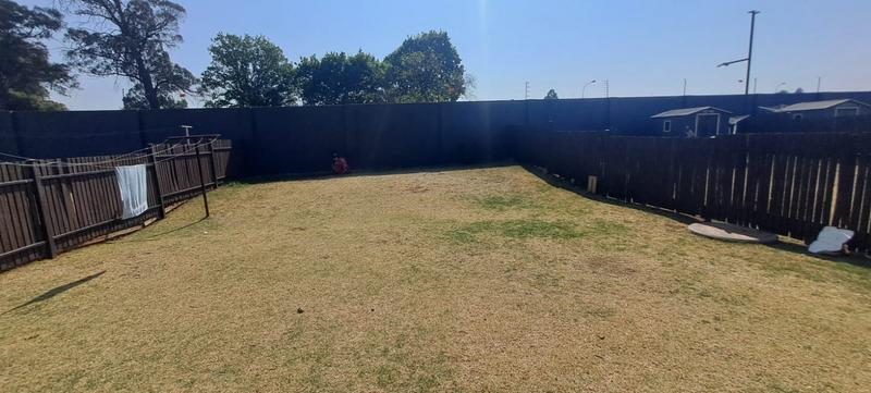 3 Bedroom Property for Sale in Comet Gauteng