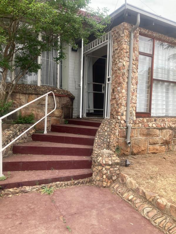 To Let 4 Bedroom Property for Rent in Kensington Gauteng
