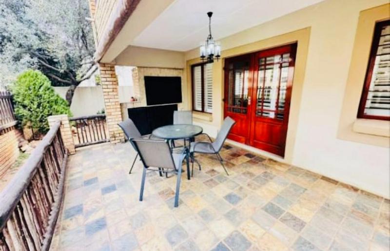 To Let 3 Bedroom Property for Rent in Ruimsig Gauteng