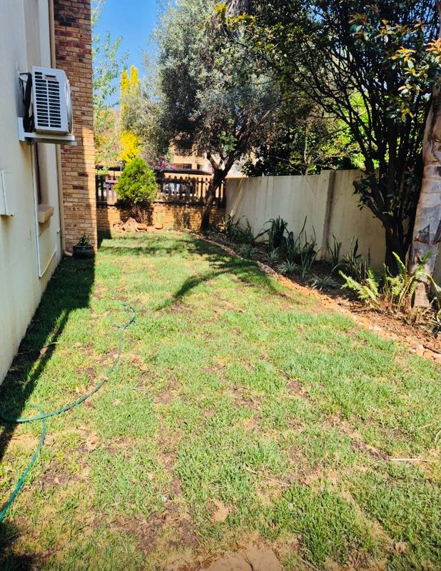 To Let 3 Bedroom Property for Rent in Ruimsig Gauteng