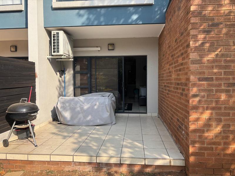 To Let 3 Bedroom Property for Rent in Greenstone Hill Gauteng