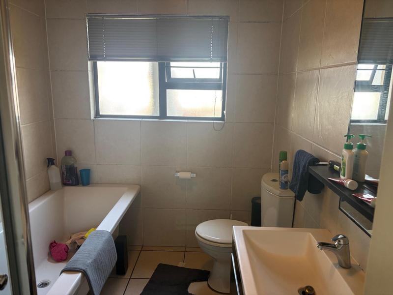 To Let 3 Bedroom Property for Rent in Greenstone Hill Gauteng