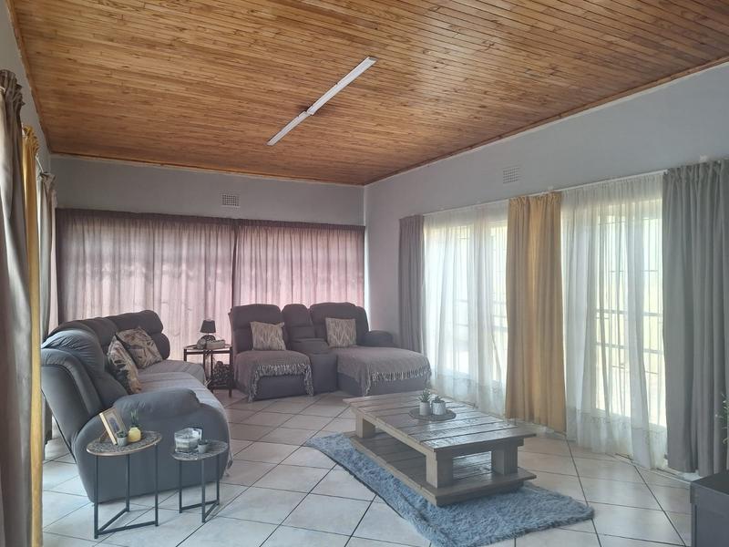 To Let 3 Bedroom Property for Rent in Rand Collieries Gauteng
