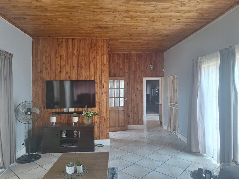 To Let 3 Bedroom Property for Rent in Rand Collieries Gauteng