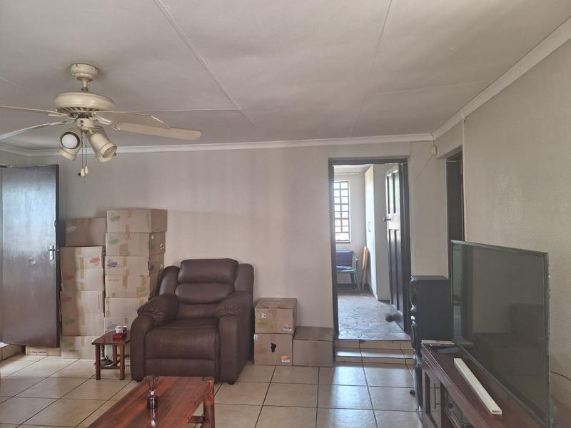 To Let 3 Bedroom Property for Rent in Rand Collieries Gauteng