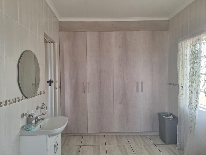 To Let 3 Bedroom Property for Rent in Rand Collieries Gauteng