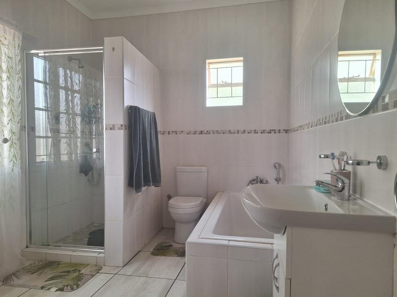 To Let 3 Bedroom Property for Rent in Rand Collieries Gauteng