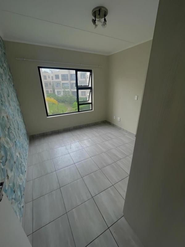 To Let 2 Bedroom Property for Rent in Beverley Gauteng