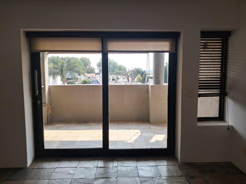 To Let 1 Bedroom Property for Rent in Sandown Gauteng