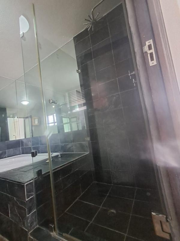 To Let 1 Bedroom Property for Rent in Sandown Gauteng