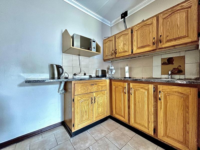 To Let 1 Bedroom Property for Rent in Valhalla Gauteng