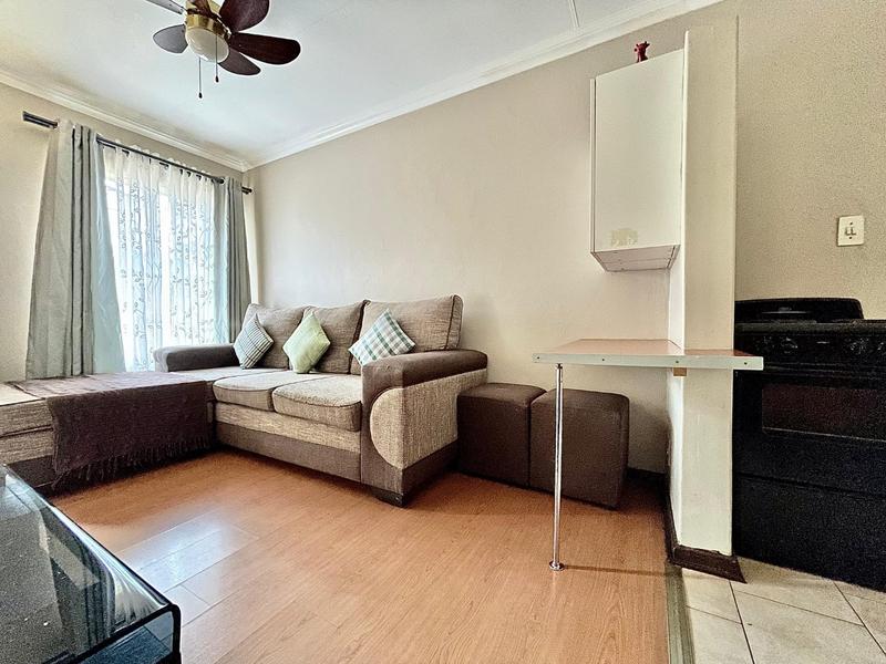 To Let 1 Bedroom Property for Rent in Valhalla Gauteng