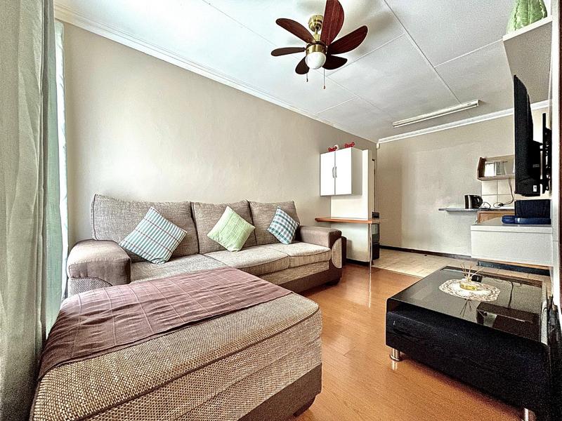 To Let 1 Bedroom Property for Rent in Valhalla Gauteng