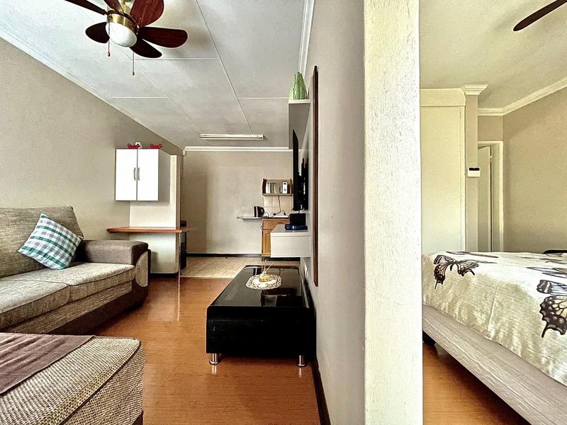 To Let 1 Bedroom Property for Rent in Valhalla Gauteng
