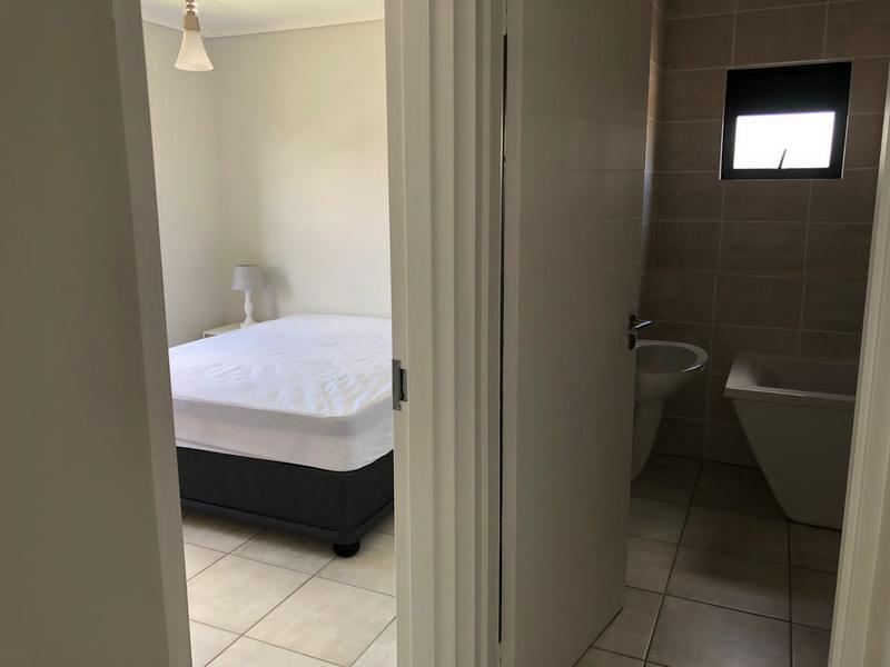To Let 1 Bedroom Property for Rent in Silver Lakes Gauteng