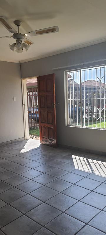 To Let 3 Bedroom Property for Rent in Eike Park Gauteng