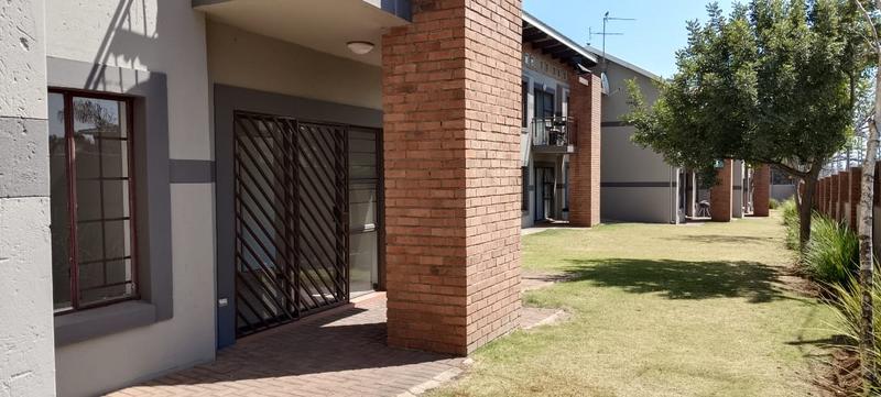 2 Bedroom Property for Sale in Rynfield Gauteng