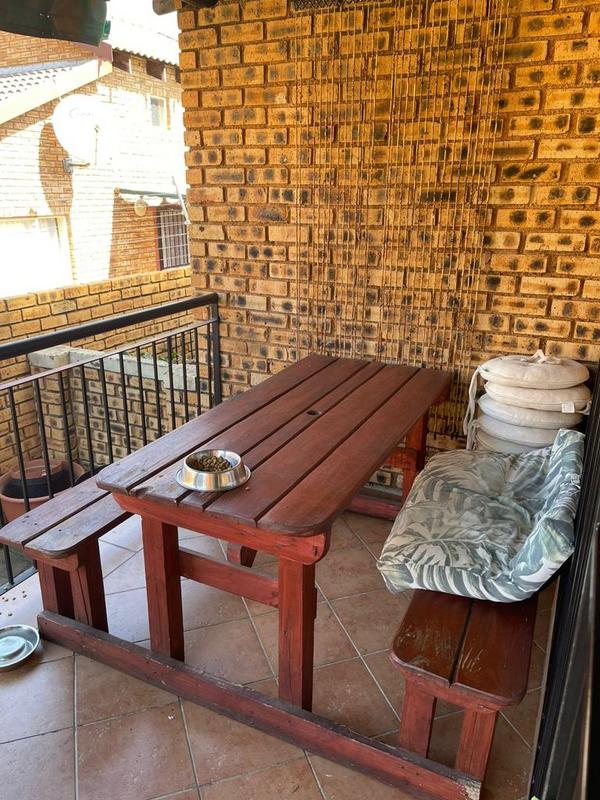 To Let 2 Bedroom Property for Rent in Honeydew Gauteng