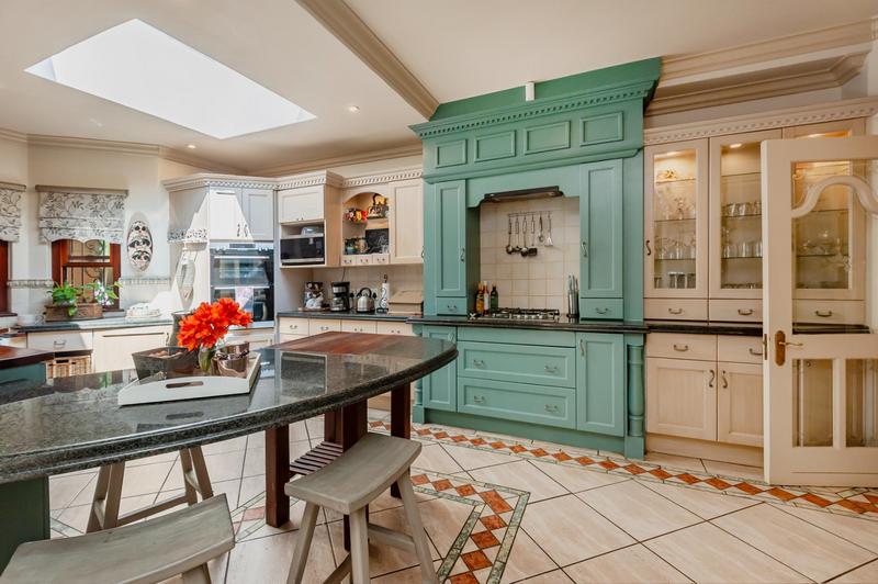 4 Bedroom Property for Sale in Bedfordview Gauteng