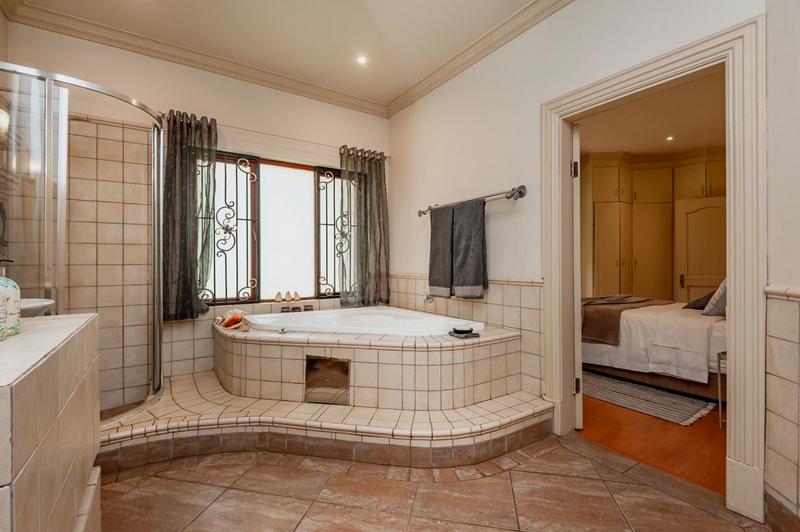 4 Bedroom Property for Sale in Bedfordview Gauteng