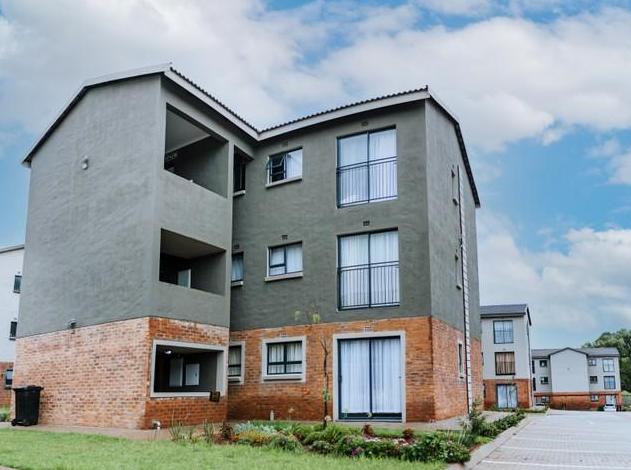 2 Bedroom Property for Sale in Kenleaf Gauteng