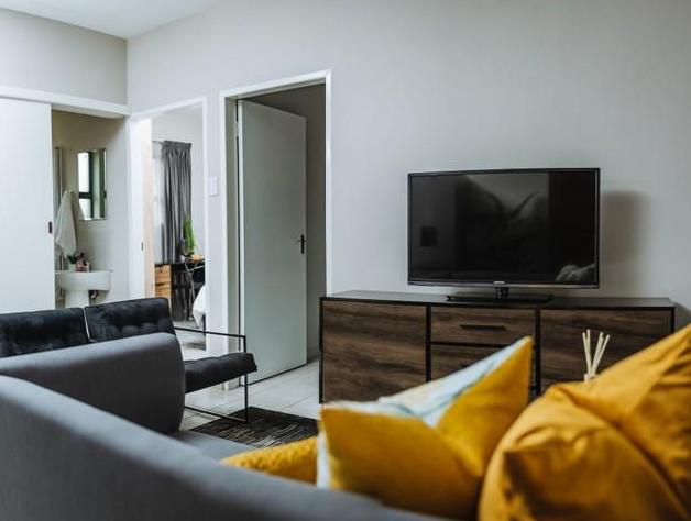 2 Bedroom Property for Sale in Kenleaf Gauteng