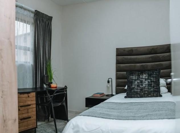 2 Bedroom Property for Sale in Kenleaf Gauteng