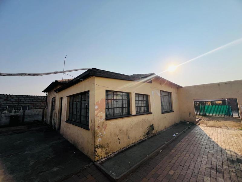 9 Bedroom Property for Sale in Springs Gauteng