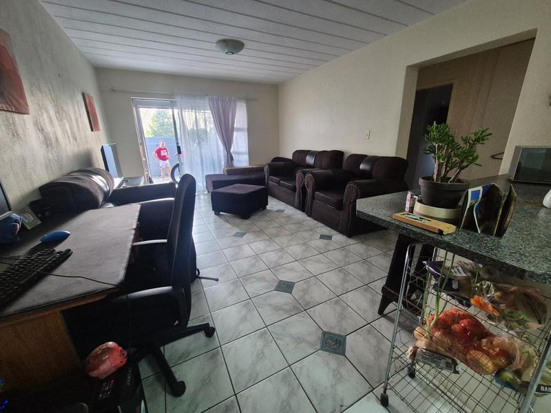 2 Bedroom Property for Sale in Raceview Gauteng
