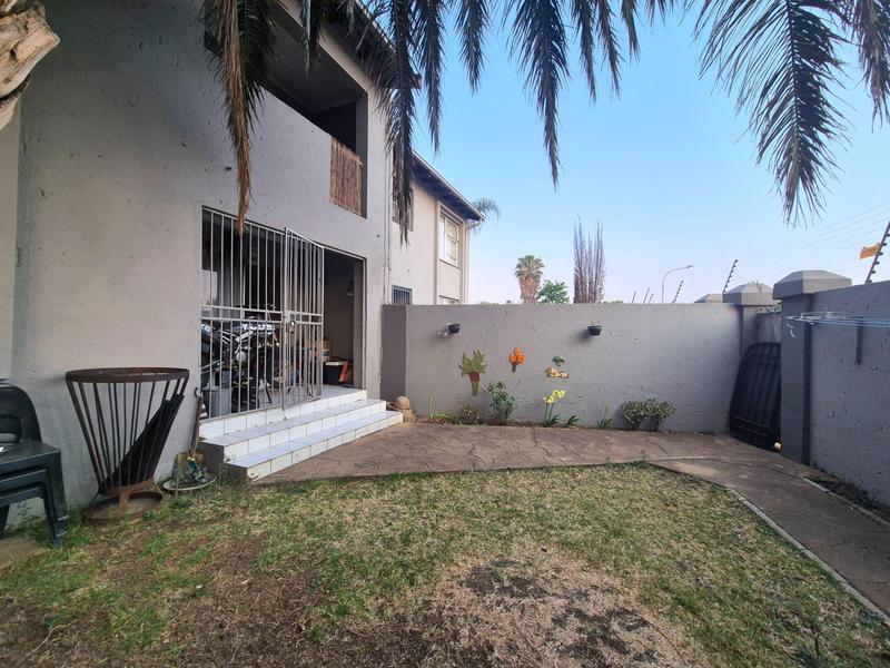 2 Bedroom Property for Sale in Raceview Gauteng