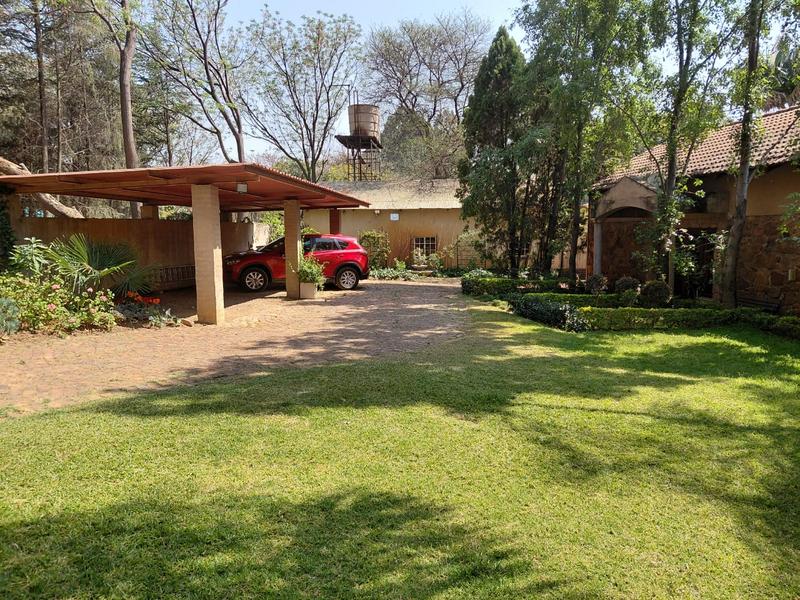 6 Bedroom Property for Sale in Hazeldean Gauteng